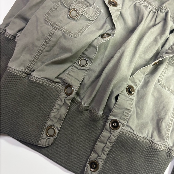 302. Vintage Forever 21 Utility Jacket in Olive - Picture 4 of 5